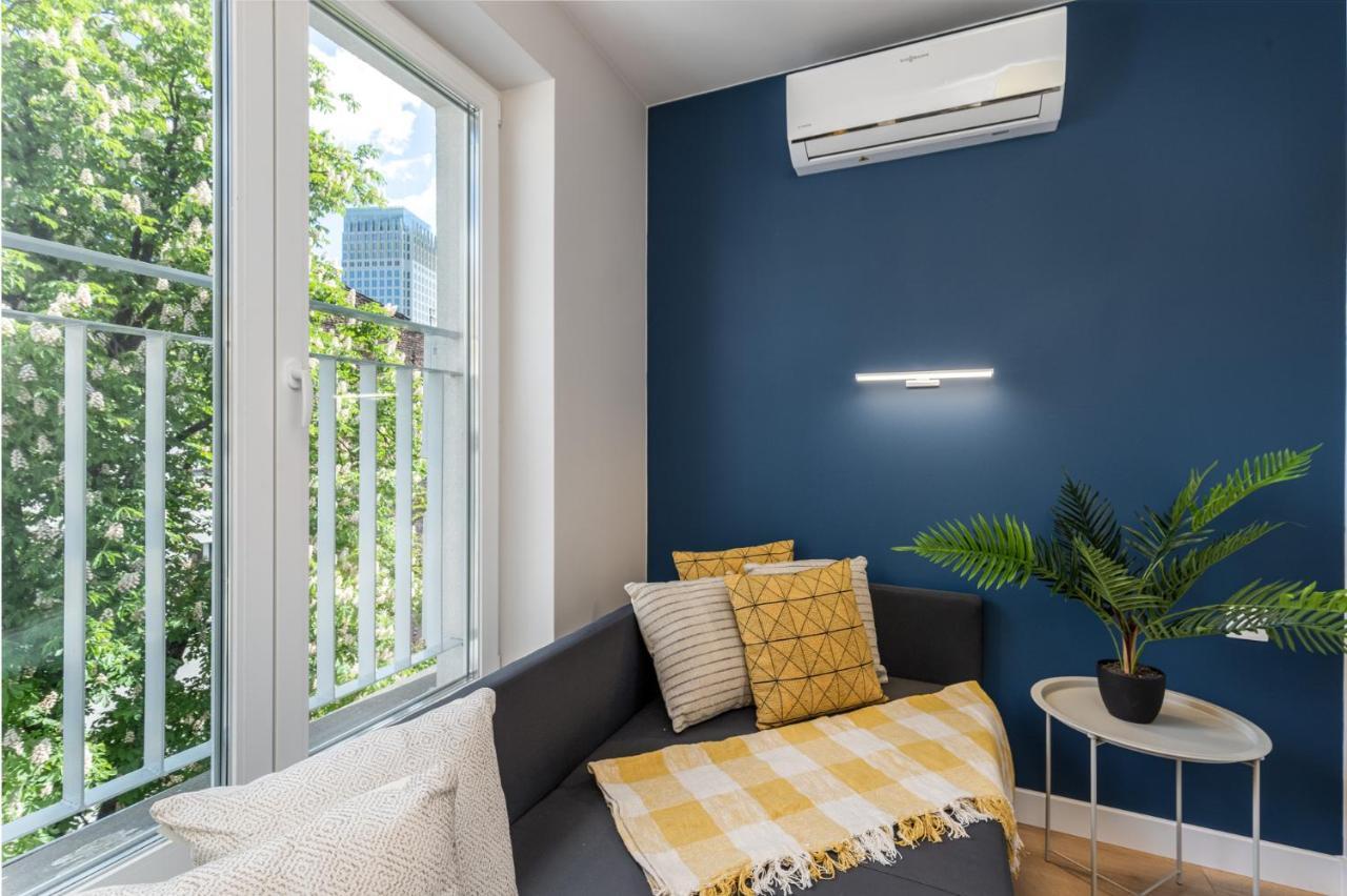 Smart Apartments - Old Town & Main Train Station - By Upstairs Cracovia Esterno foto