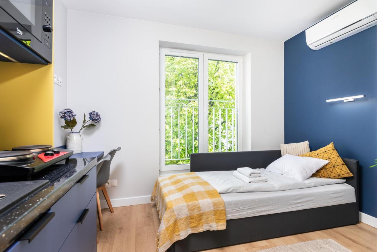 Smart Apartments - Old Town & Main Train Station - By Upstairs Cracovia Esterno foto