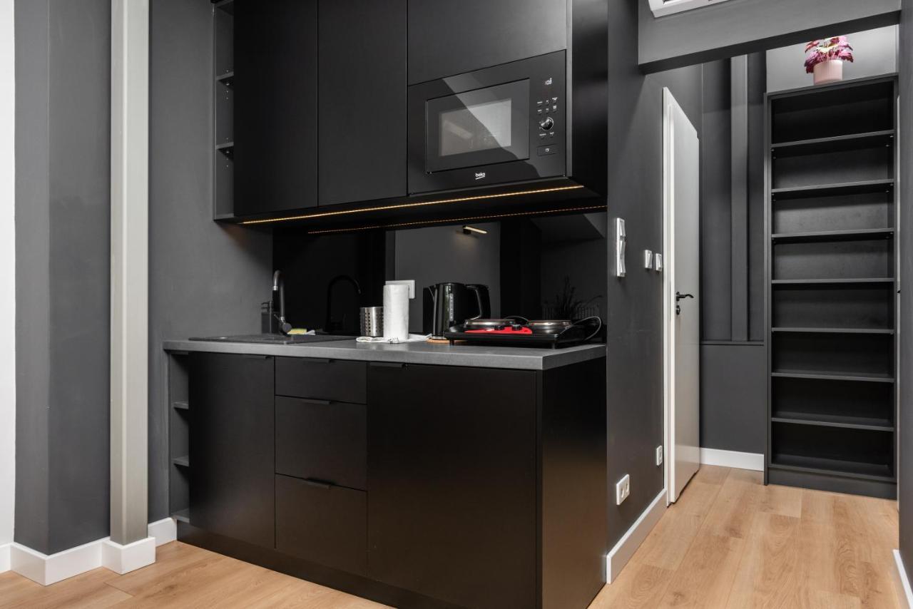 Smart Apartments - Old Town & Main Train Station - By Upstairs Cracovia Esterno foto